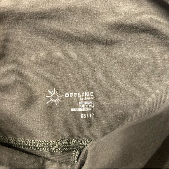 Offline by Aerie Women’s Olive Green OG High Waisted Flare Leggings, Size XS - Picture 10 of 10